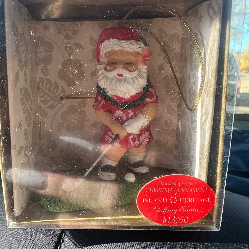 Vtg Hawaiian Golfing Santa Christmas Ornament Island Heritage Aloha Shirt Lei - Picture 3 of 6